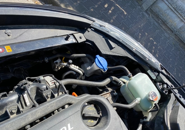 Kia Rio cena 31700 przebieg: 40196, rok produkcji 2020 z Mszana Dolna małe 137